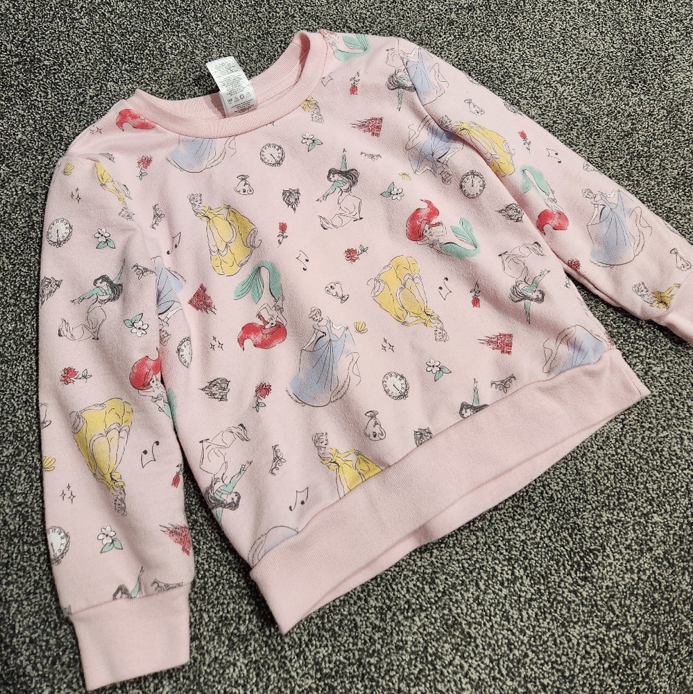 Disney Princess Crewneck. 5T.